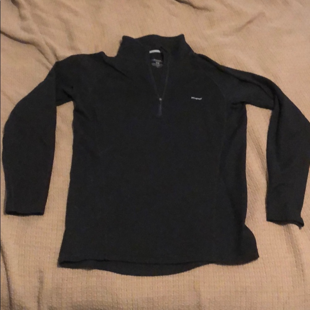 Patagonia capilene baselayer pullover 1/4 zip